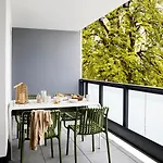 Matt ' Modernes 2-zimmer-apartment Mit Balkon Appartement *