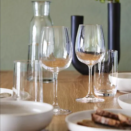 Matt ' Modernes 2-zimmer-apartment Mit Balkon Lejlighed *