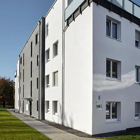 Matt ' Modernes 2-zimmer-apartment Mit Balkon